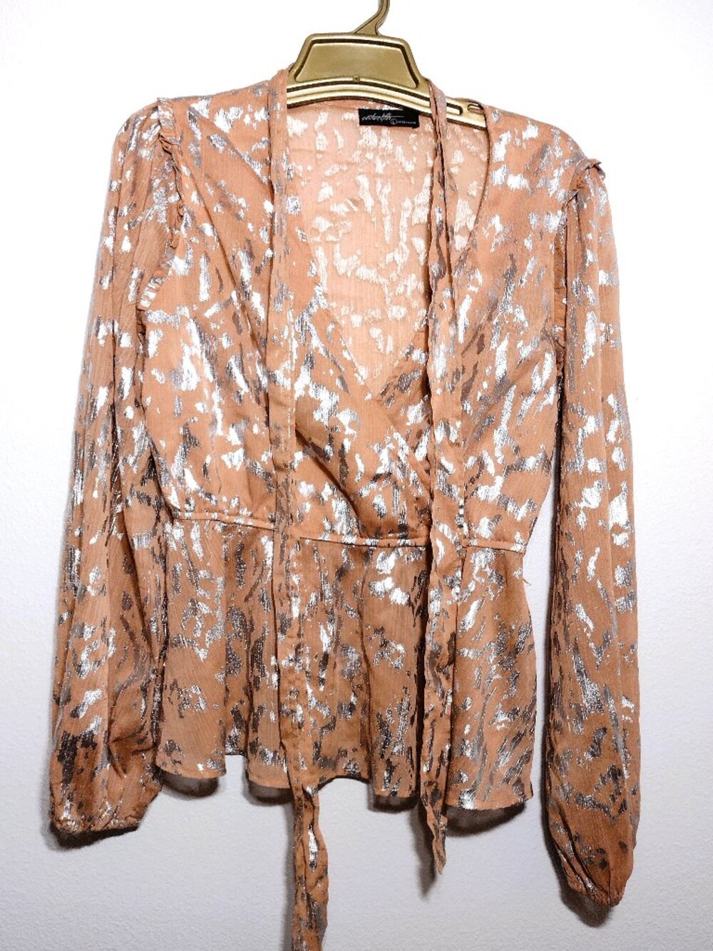 Blouse OnTwelfth Lg Tan Silver Metallic Faux Wrap Ruffle Belt Business Club